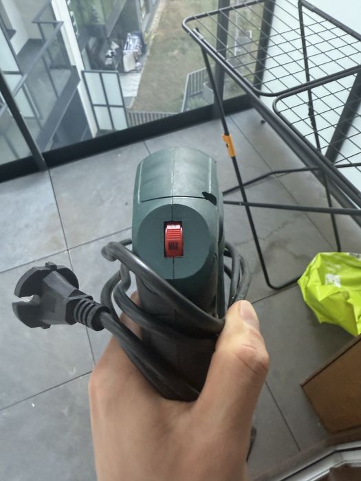 Wyrzynarka elektryczna piła do drewna