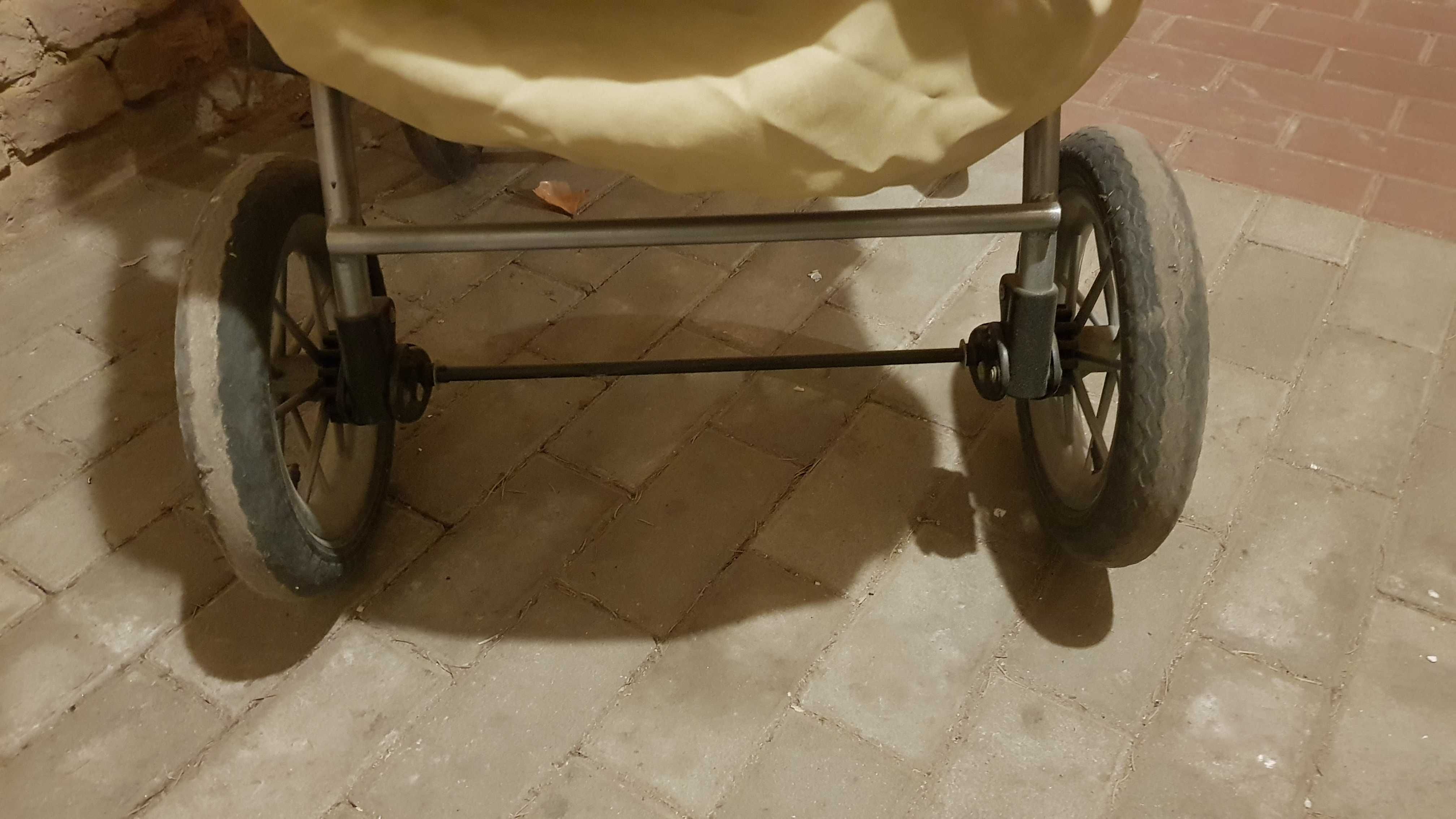 Wózek dziecięcy spacerówka