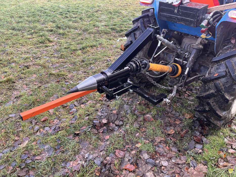 Łuparka do drewna rębak świdrowa do metrów 2 w 1 na wom fi 170