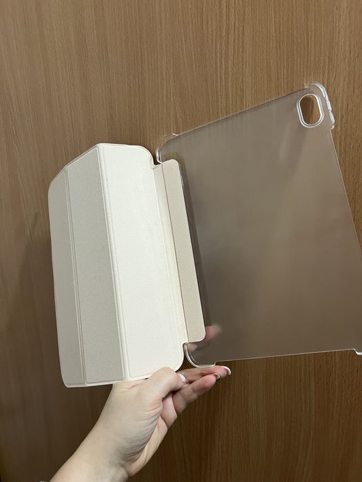 Чехол доя планшета  IPad 2022 Huex folio