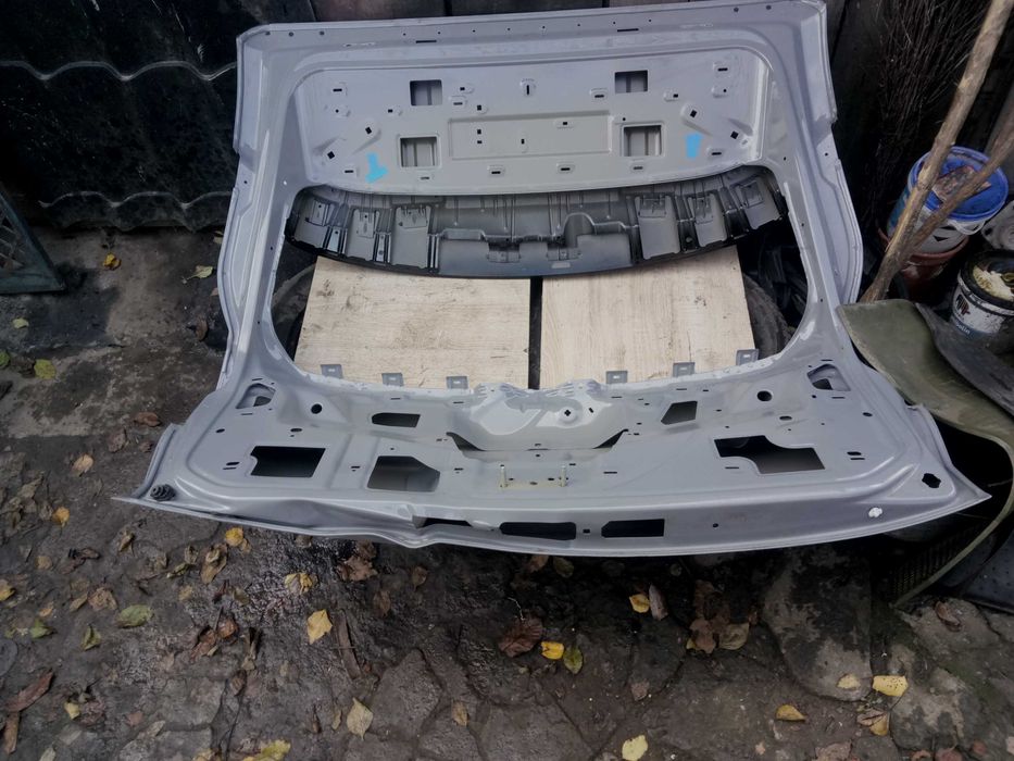 Кришка багажніка ,ляда VOLKSWAGEN ,GTX ID .4 фольксваген