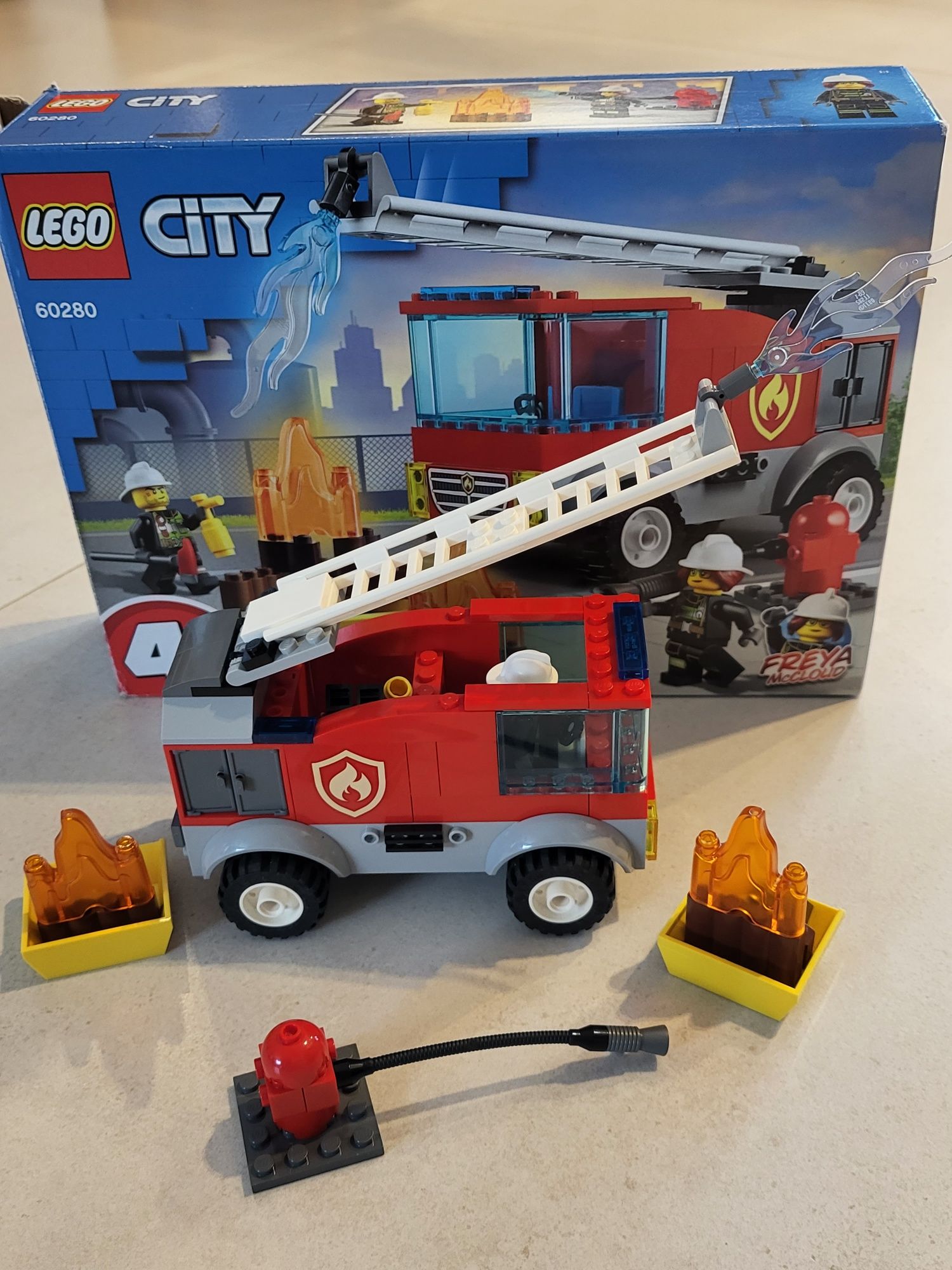 Lego City 4+ wóz strażacki