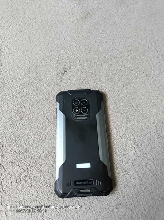 Smartfon Hammer Construction