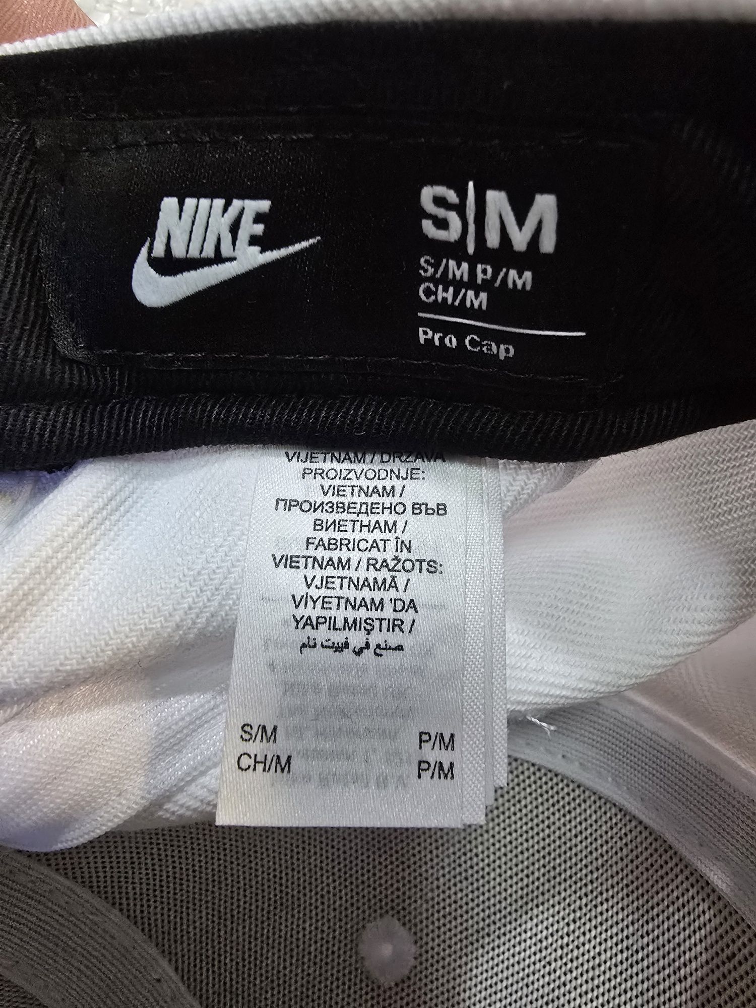 Кепка Nike Sportswear Pro Swoosh Snapback Cap
