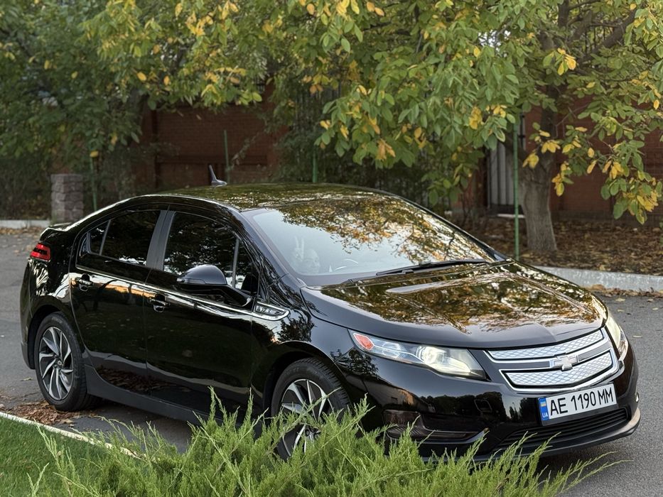 Продам Chevrolet Volt 2014 Plugin Hybrid