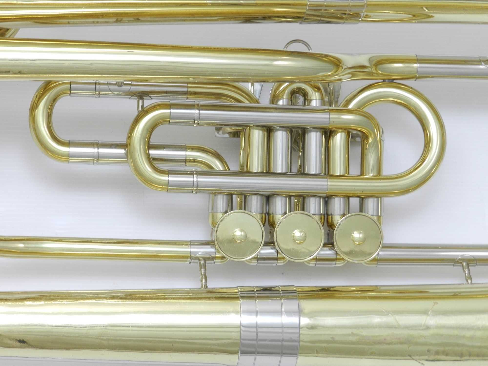 Tuba Cerveny 3 wentyle Es Po przeglądzie Lakierowana DR25-008