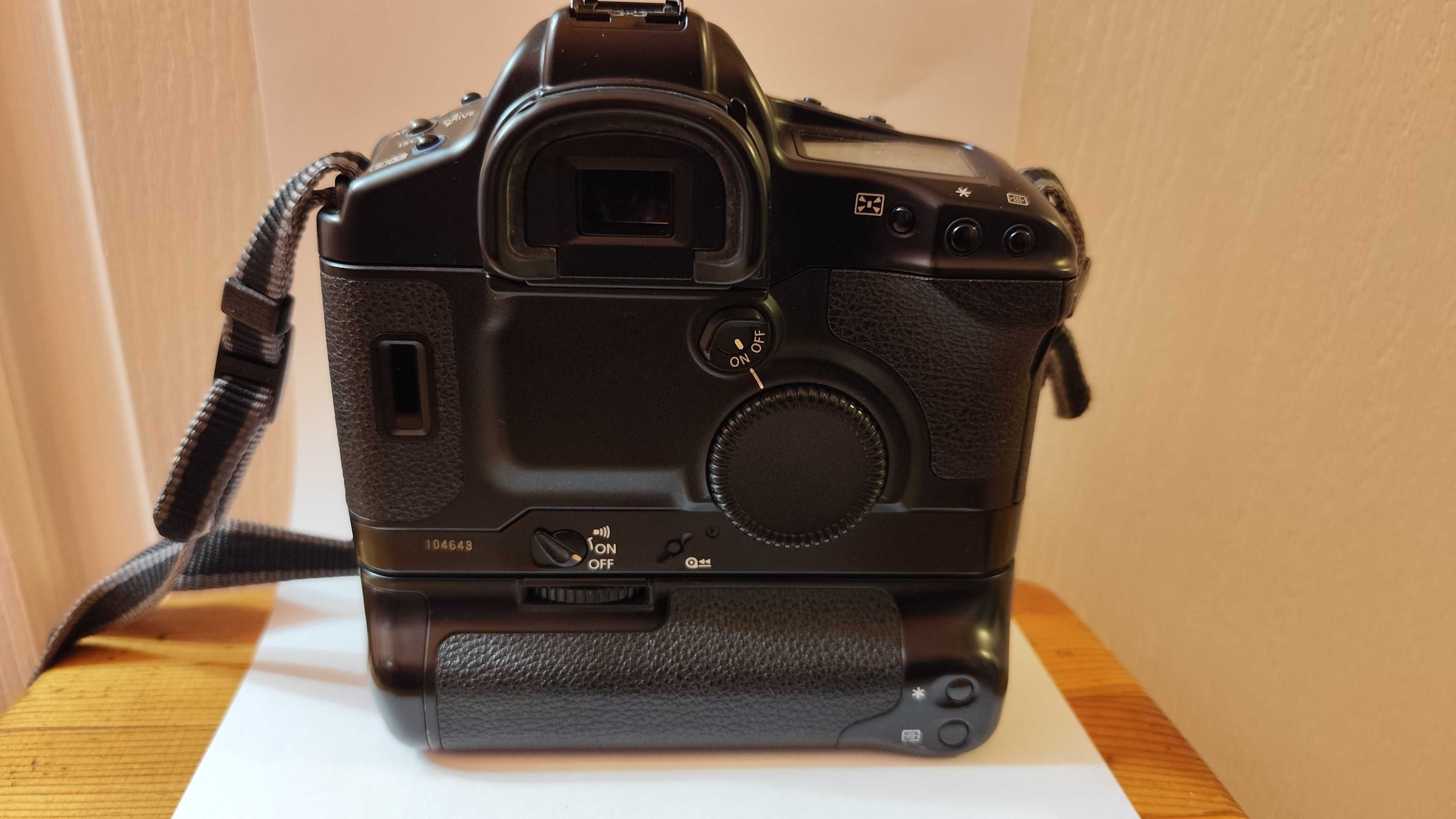 Aparat Canon EOS 1V