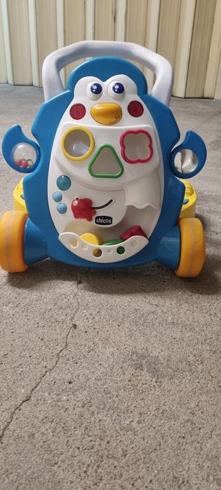 Primeiros Passos Pinguim da Chicco