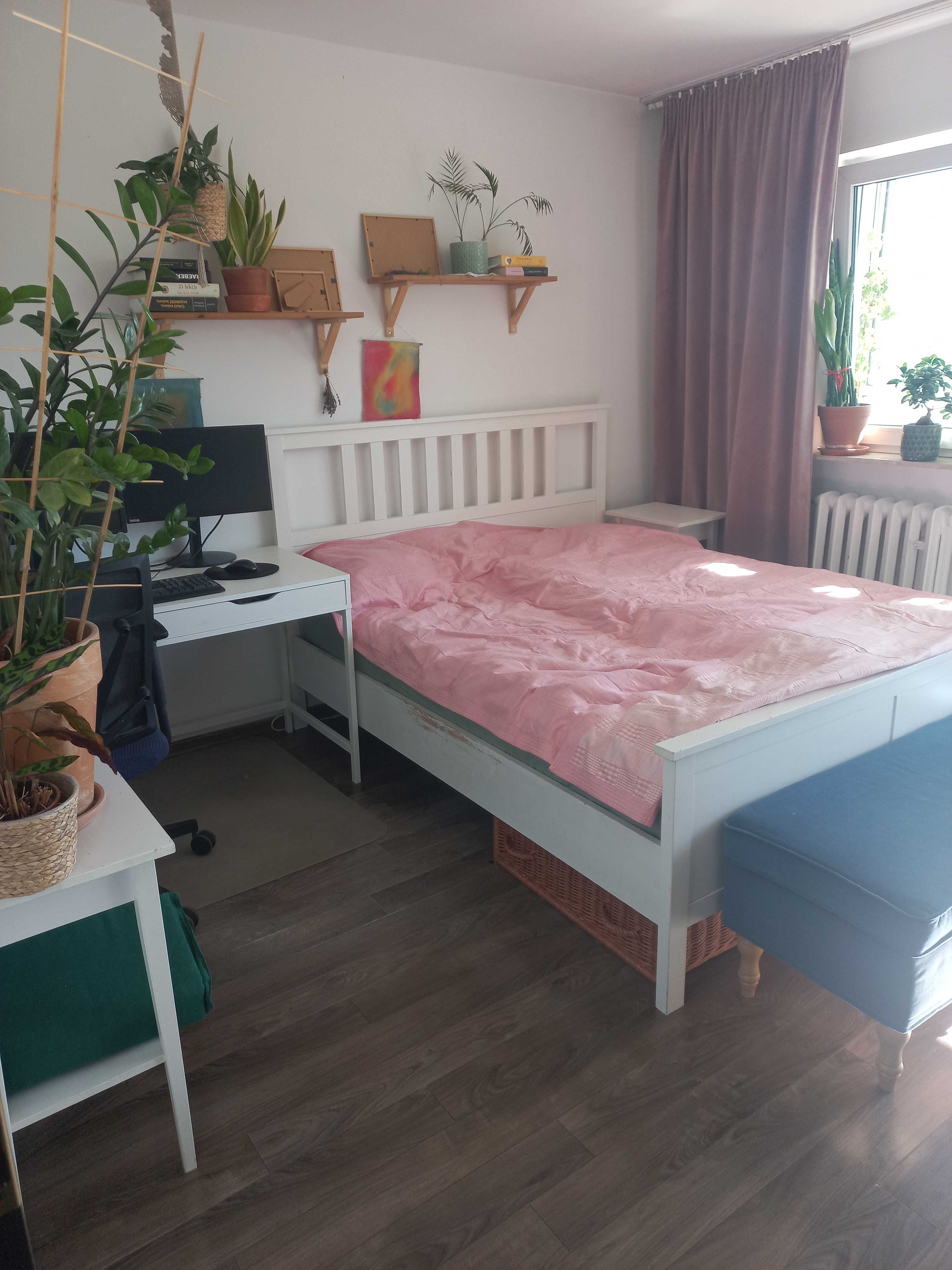 sprzedam 55,4 m2 z balkonem i piwnicą, do wejścia, bezpośrednio