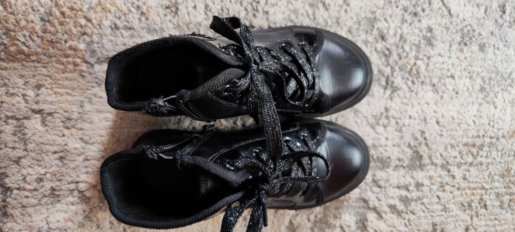 Buty dla dziewczynki