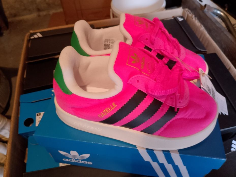 Buty Adidasy mam na sprzedaż Damskie