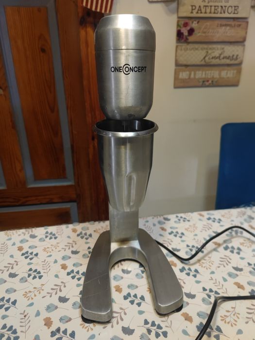 One Concept Drink Mixer