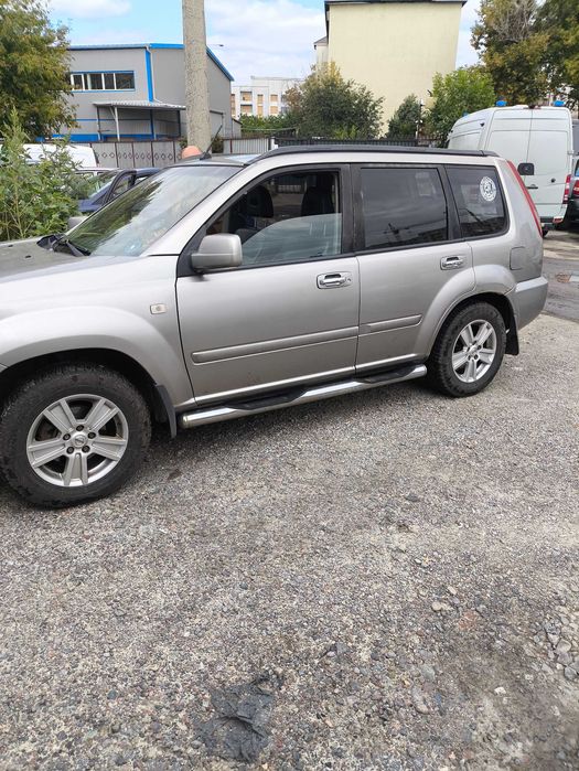 Нісан X-tral 2.2d  2005 р