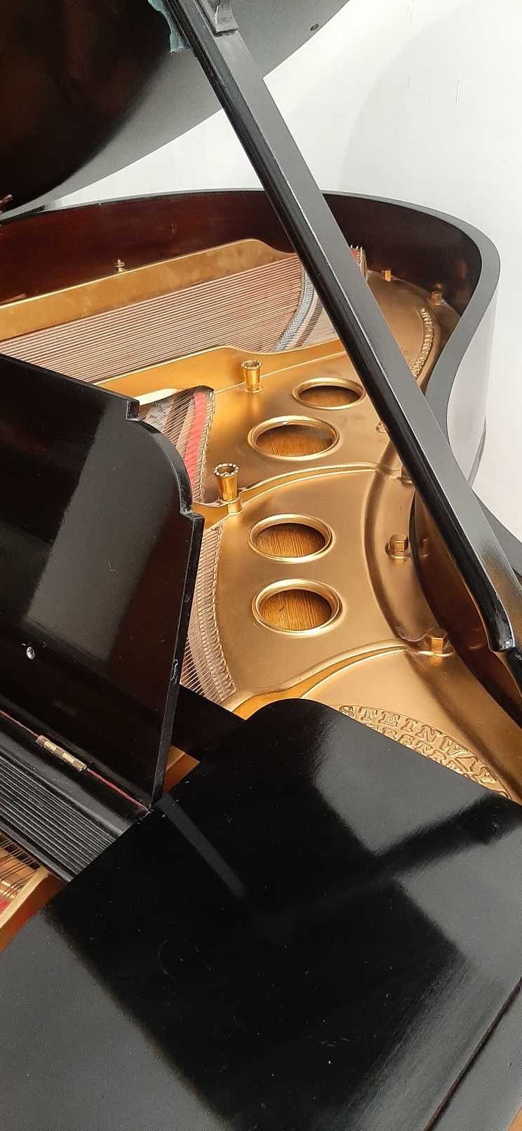 Piano Steinway ans sons mod O