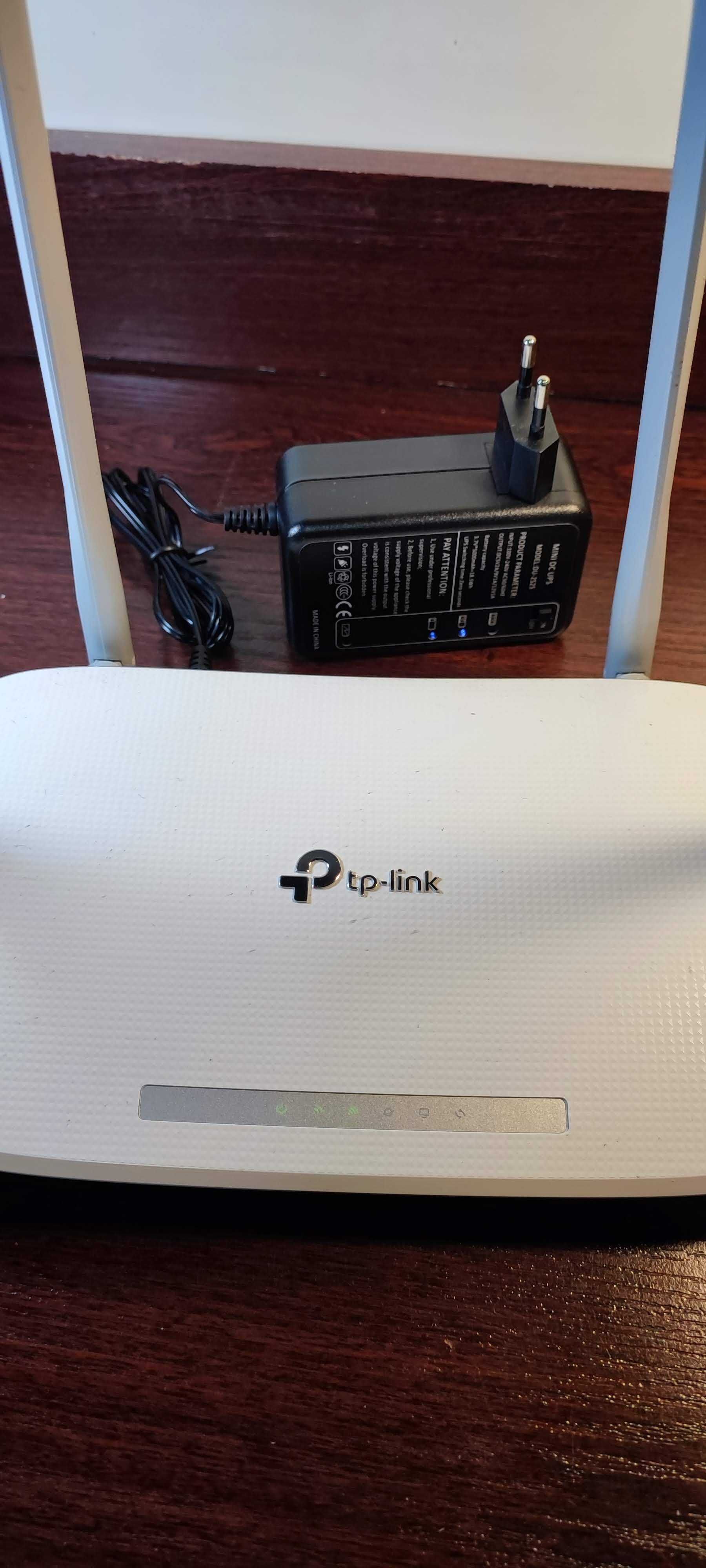 ДБЖ УПС UPS для роутера, безперебійник для Wi-Fi з акумулятором, 2 в 1