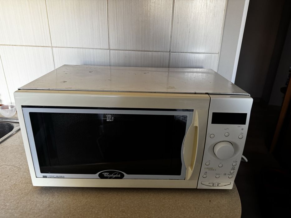 Мікрохвильовка Whirtpool