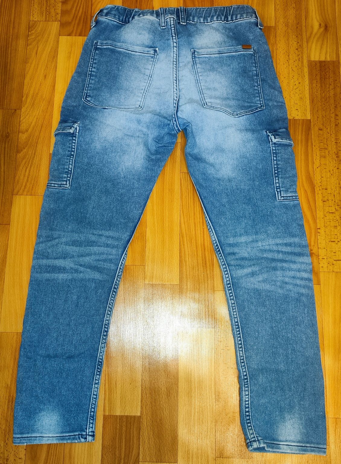 Стильні джинси на хлопчика 152р