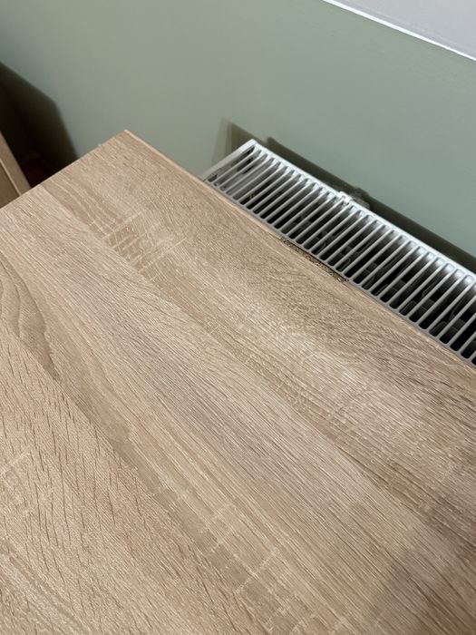 Biurko 120x60x75 cm – nowoczesne, funkcjonalne, w dobrym stanie