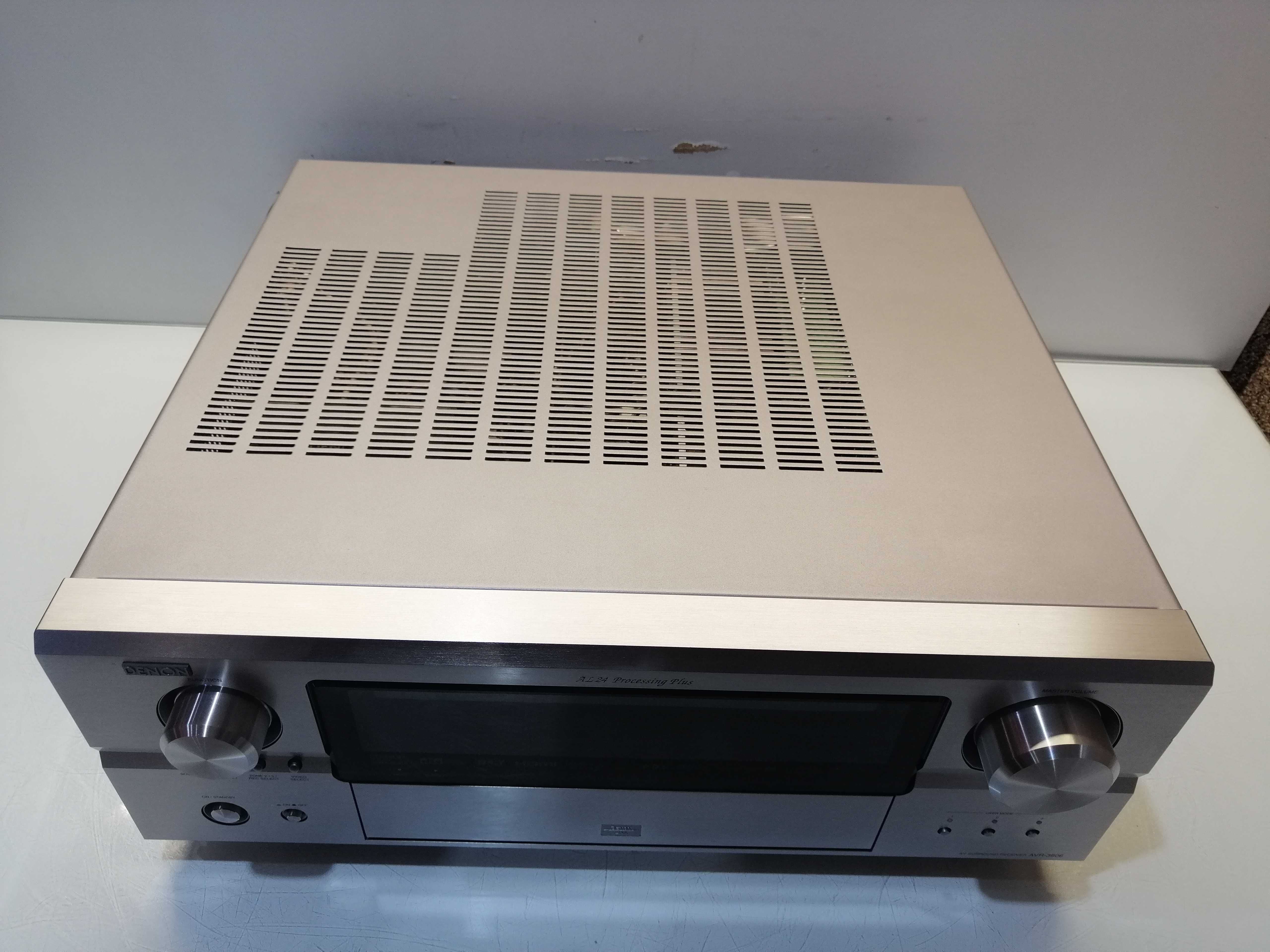 Amplituner Denon AVR-3806 + PILOT
