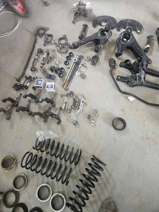 Części  zawieszenie  belka wachcze fiat 125p polonez