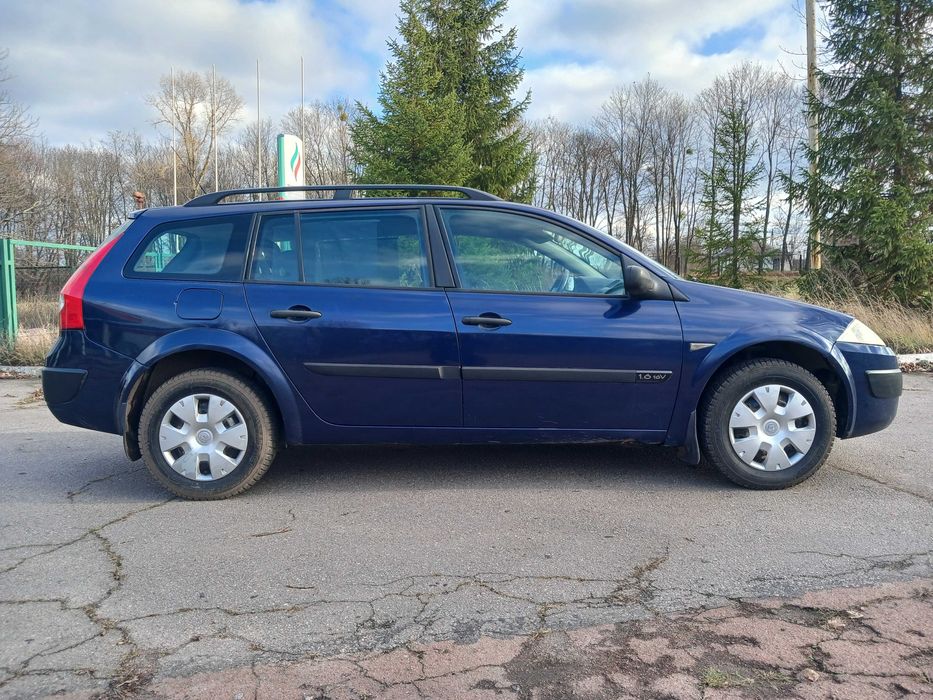 Продам RENAULT Megane
