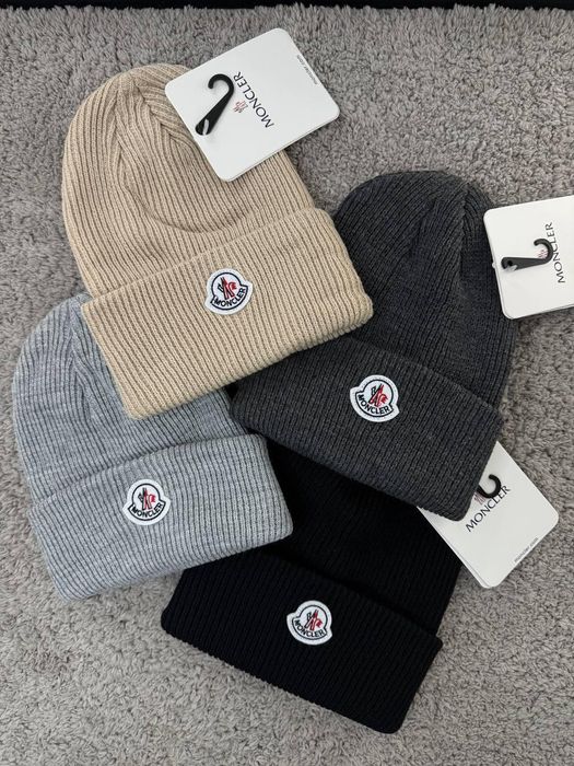 Шапка Moncler
Артикул: 0201