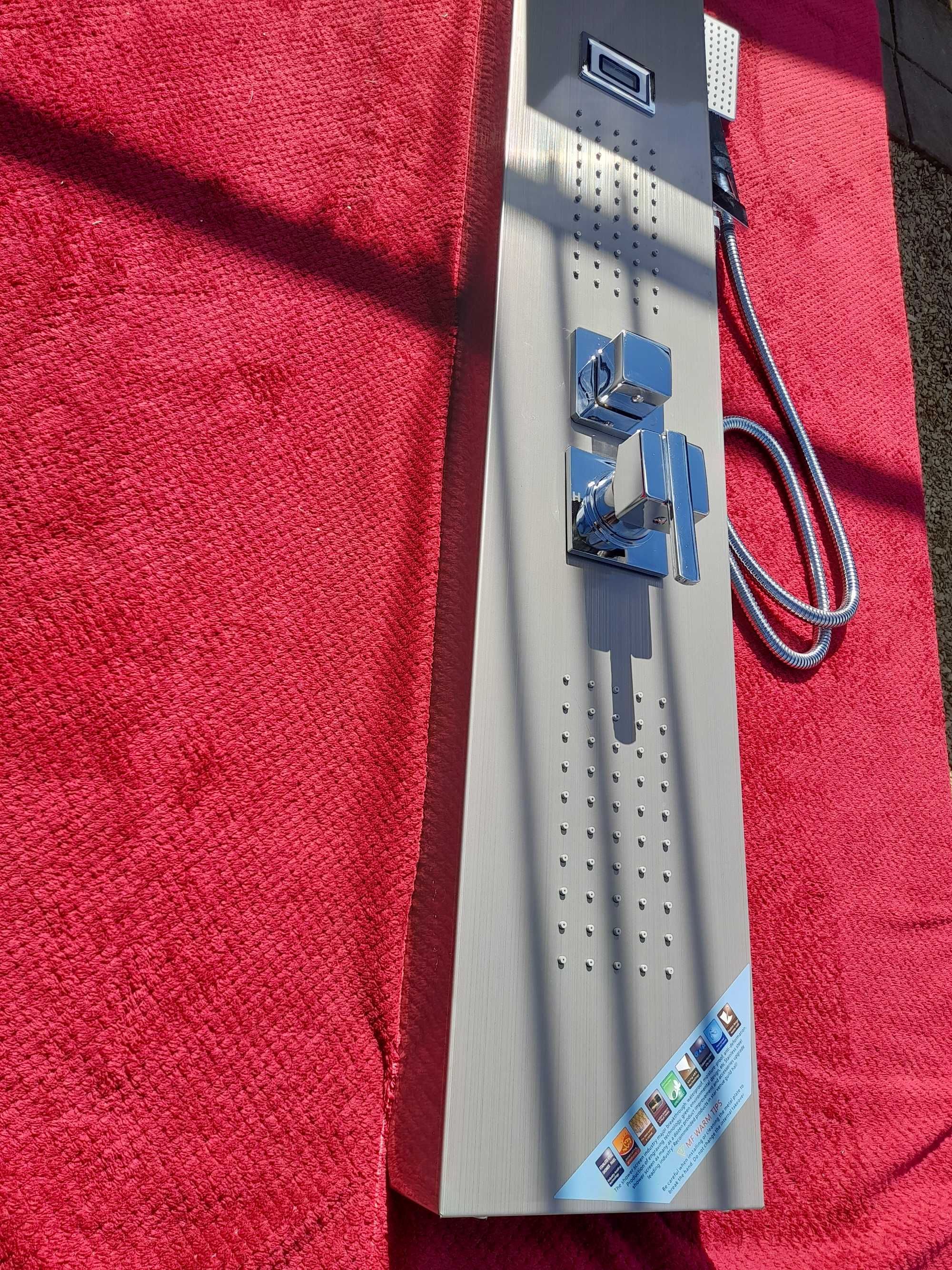 Panel prysznicowy z stali nierdzewnej z wyświetlaczem temperatury