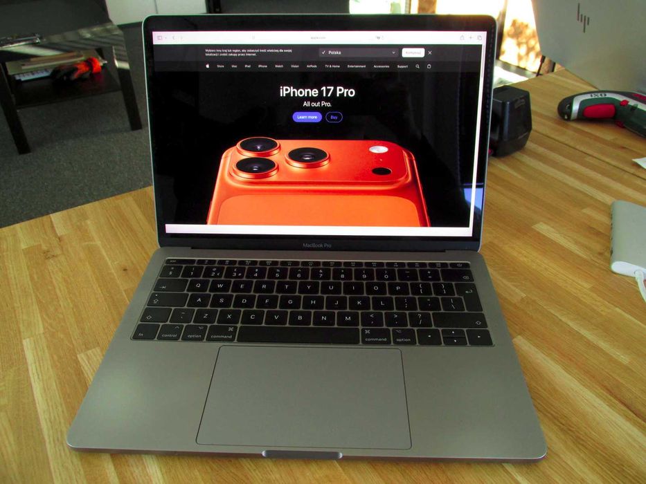 MacBook Pro 13" i5 16GB 250GB SSD laptop notebook apple (08)