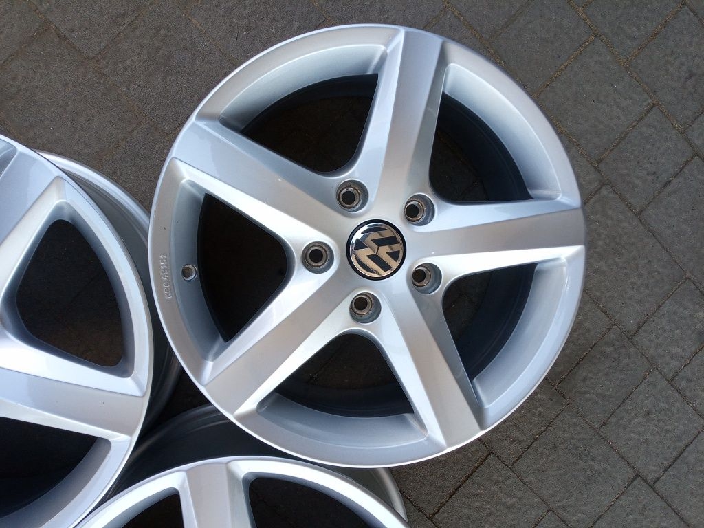 Felgi do VW 5x130. J7,5. R17. Et50.Nowe.