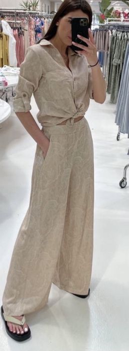 Легкий прогулянковий брючний  костюм Joleen (Італія)