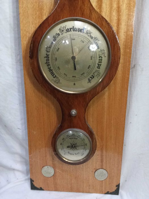 Barómetro, termómetro, Higrómetro. Autentica estação meteorológica.