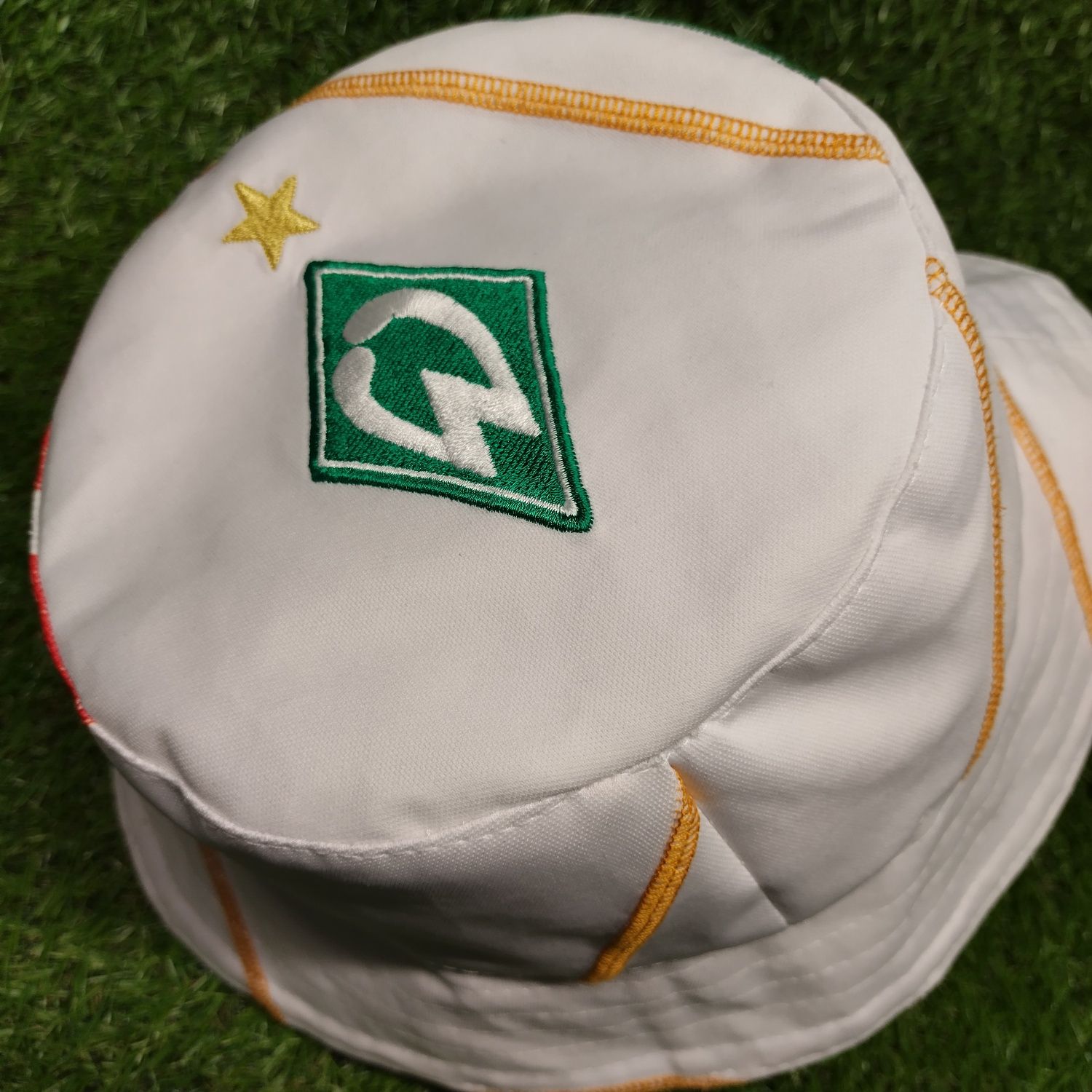 Czapka buckethats Werder Brema