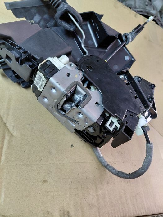 Fecho da  porta w204