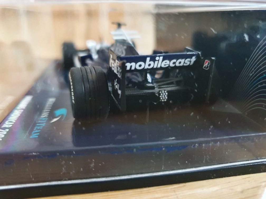 Model kolekcjonerski jonerski Williams ShowCar 2006 od MiniChamps