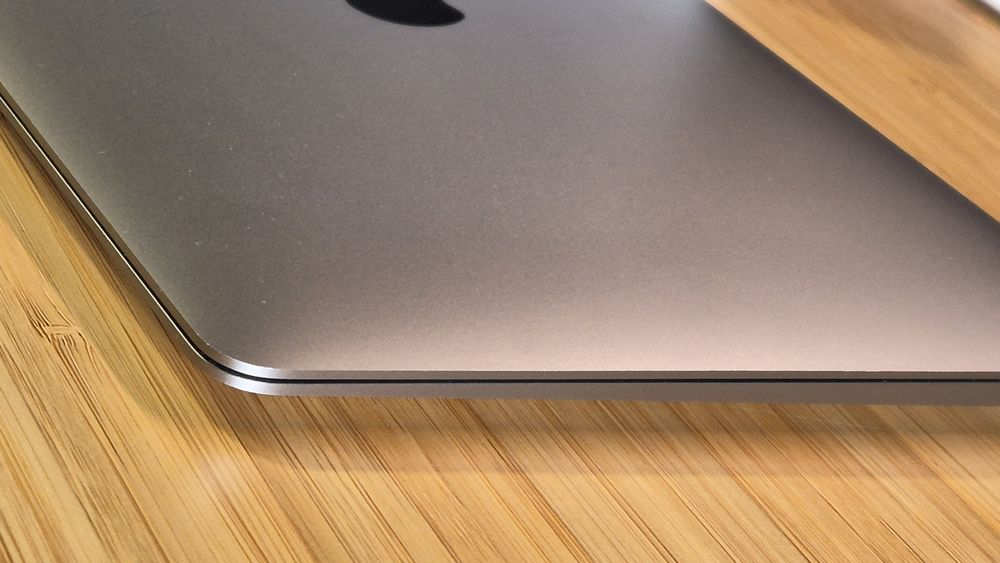 MacBook air M1, 8/256 Space Grey ANSI US