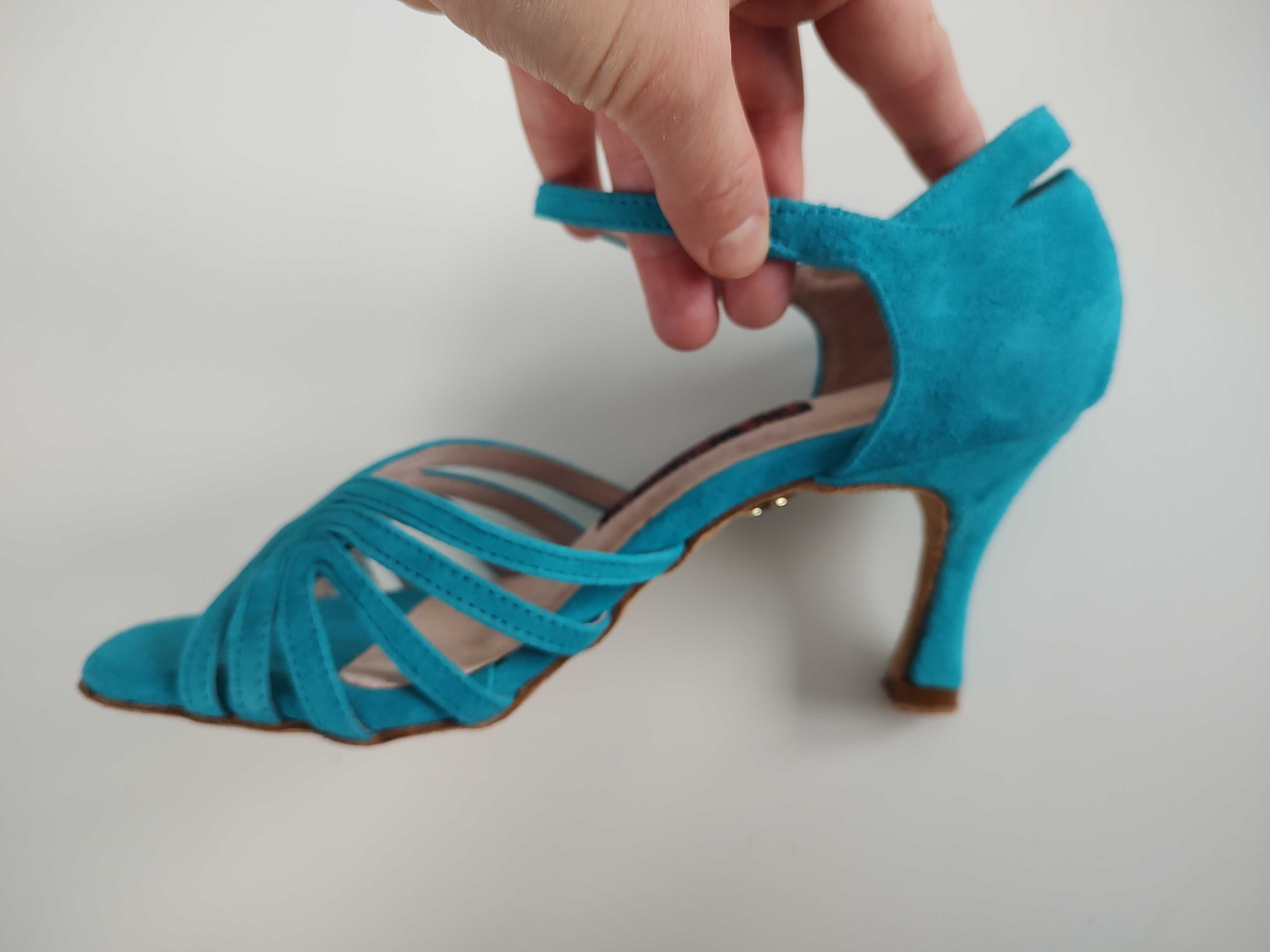 Buty do tańca towarzyskiego, salsa, bachata, tango