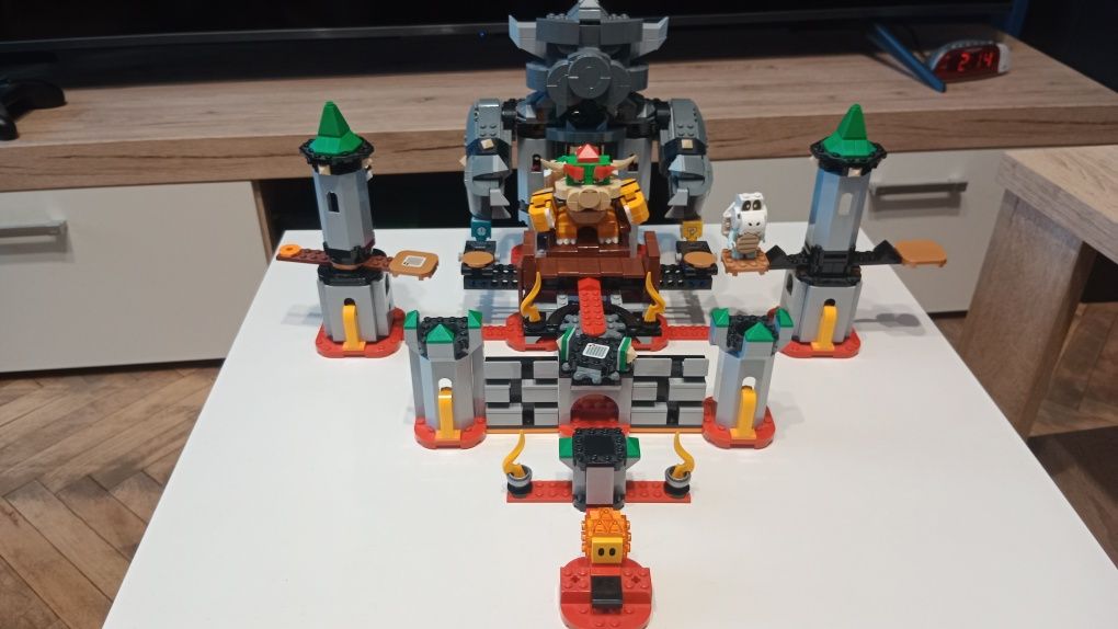 LEGO Mario 71369 - zamek Bowsera 4