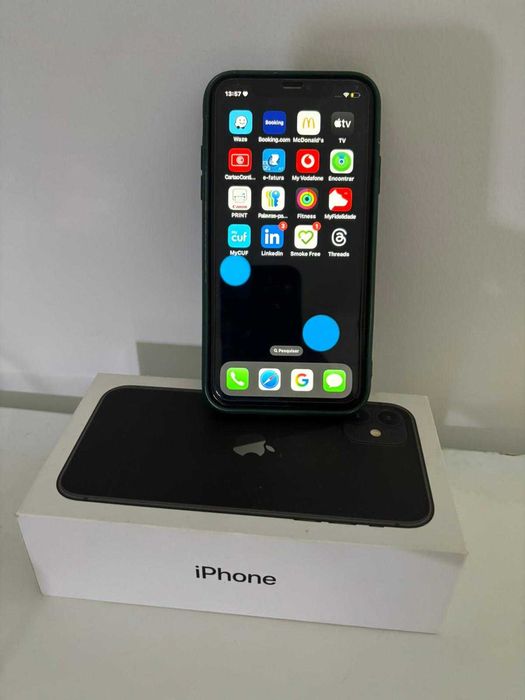 APPLE - IPhone 11 – 64GB