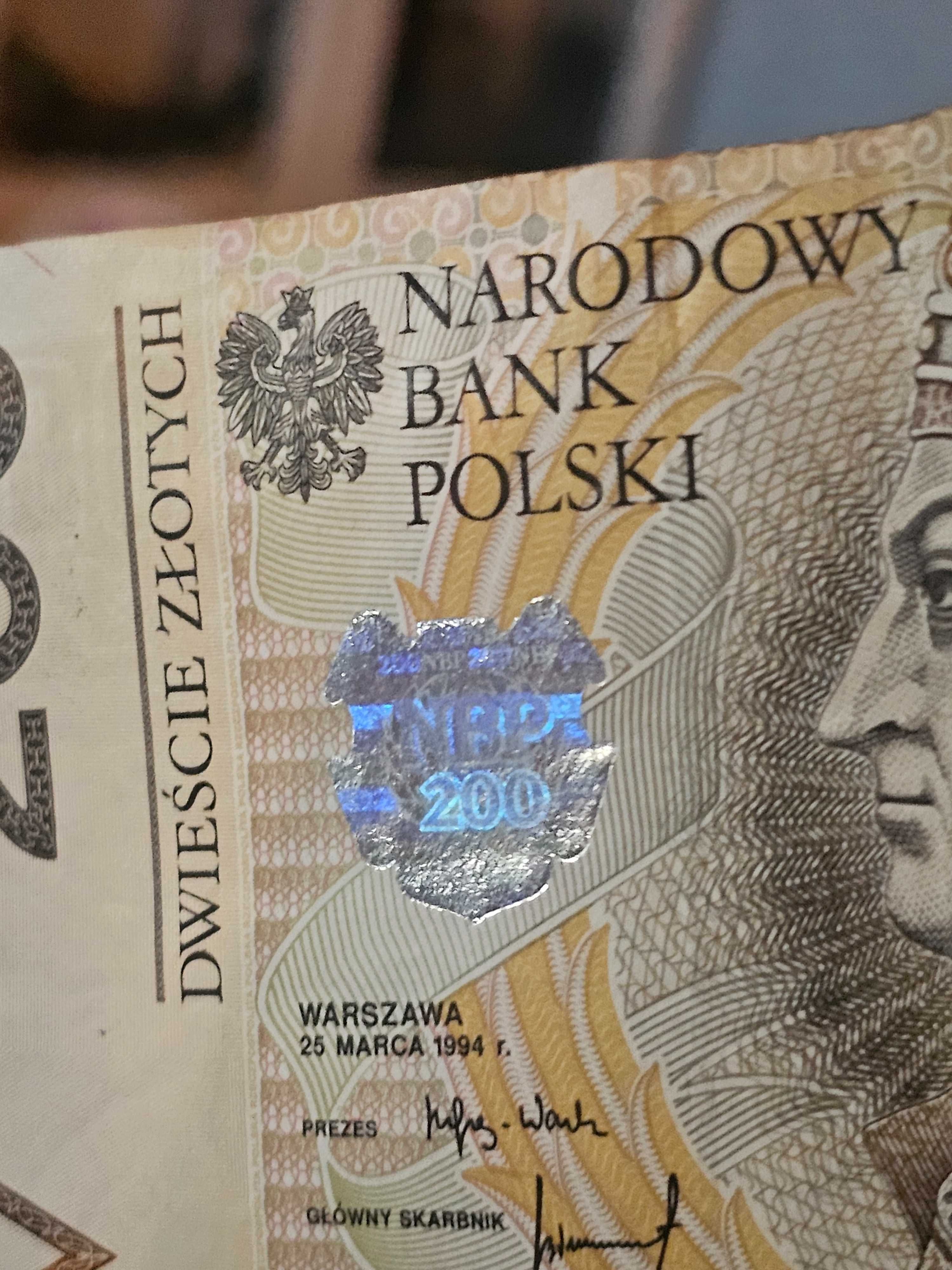 Banknot 200 zł z 1994 r. DM
