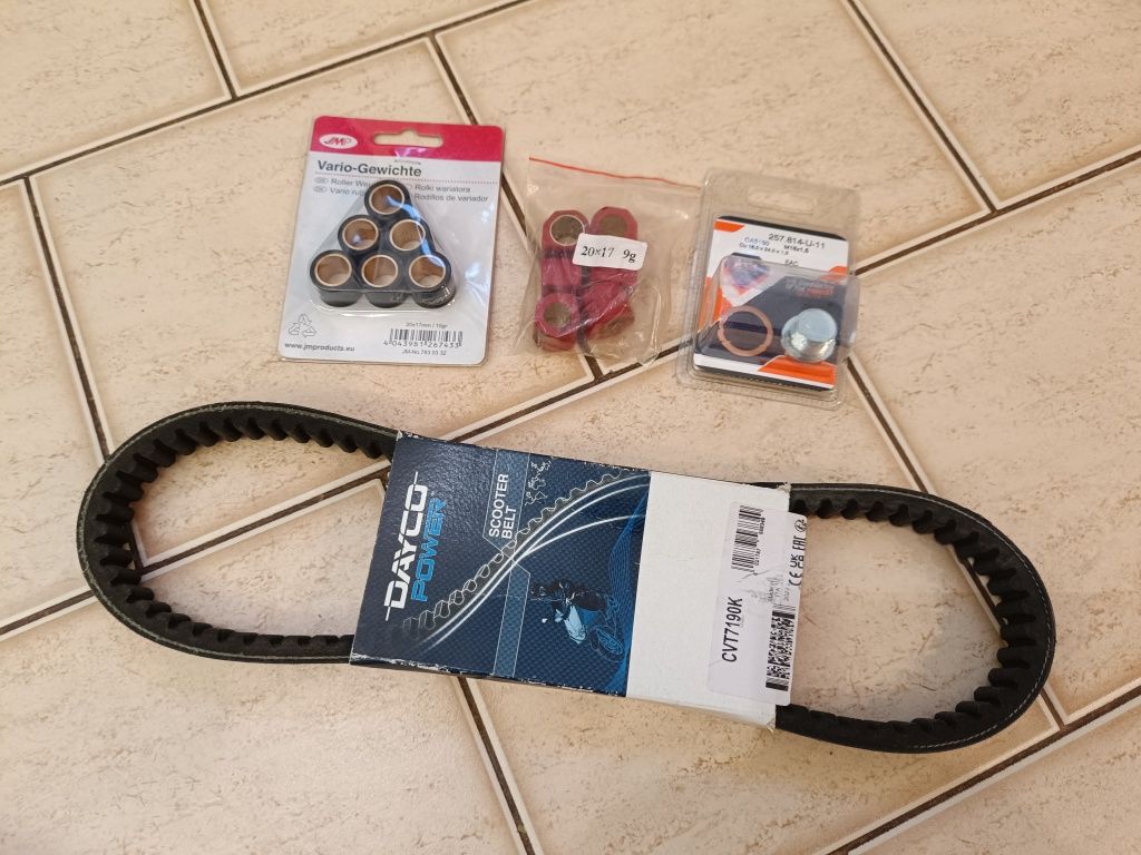 Pasek napędowy Peugeot Satelis 125cc, Dayco, nowy, rolki, korek spustu