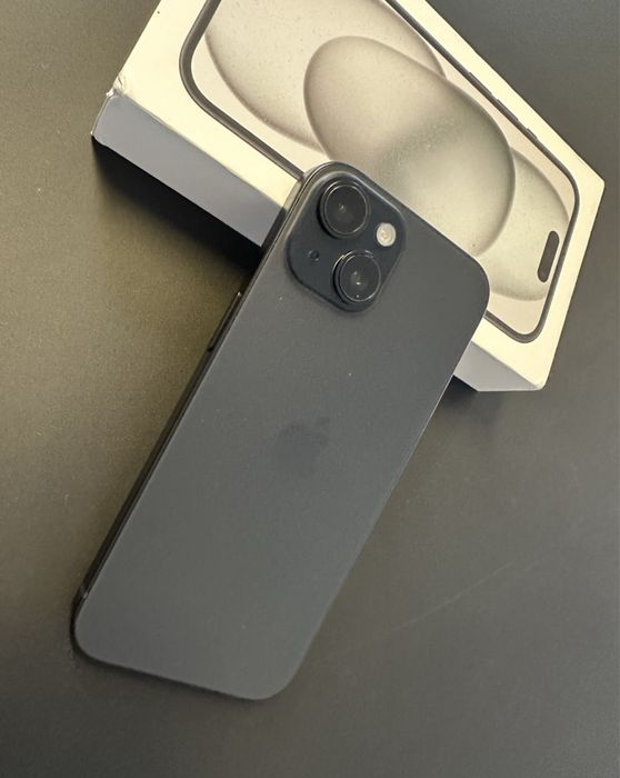 Iphone 15 kolor czarny 128 Bateria 97%