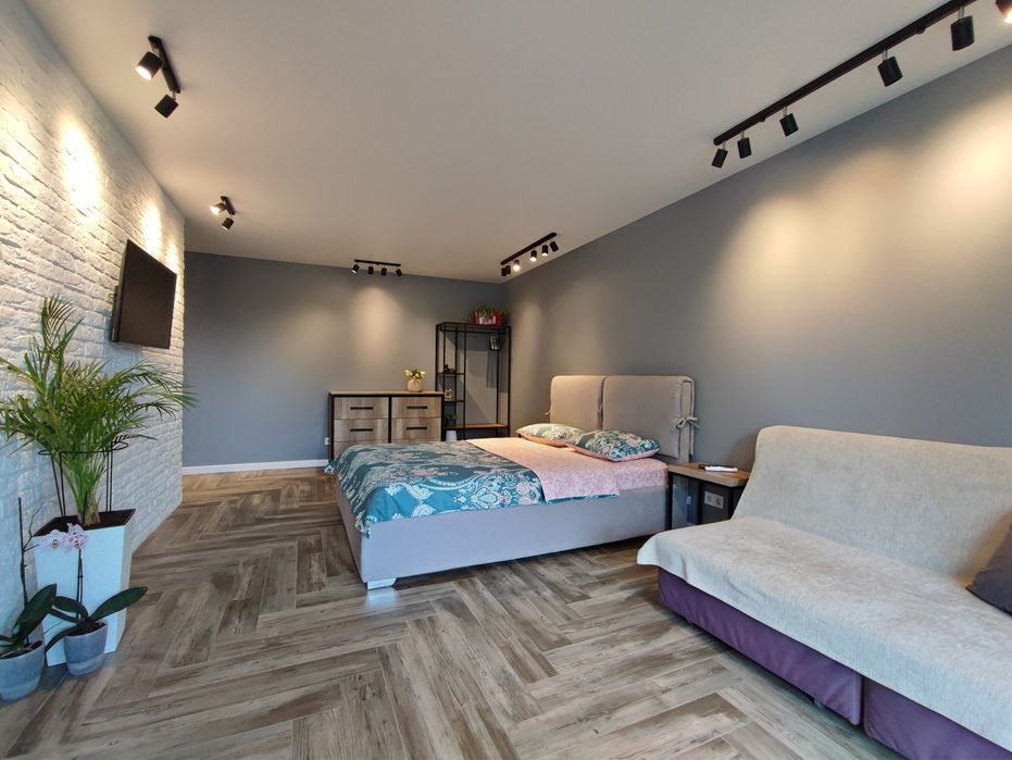 1-кімн студія лофт, Солом'янка, Південний залізничний, Ультрамарин,