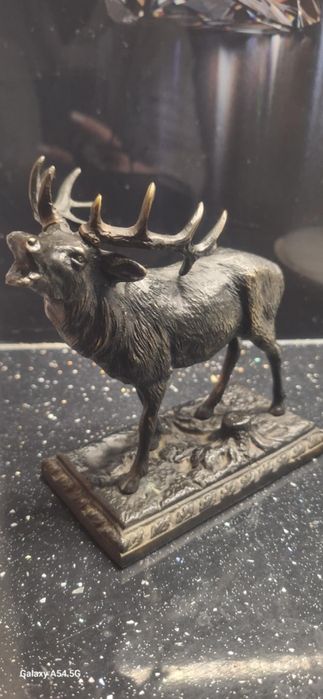 Figurka z brązu braci Korniluk