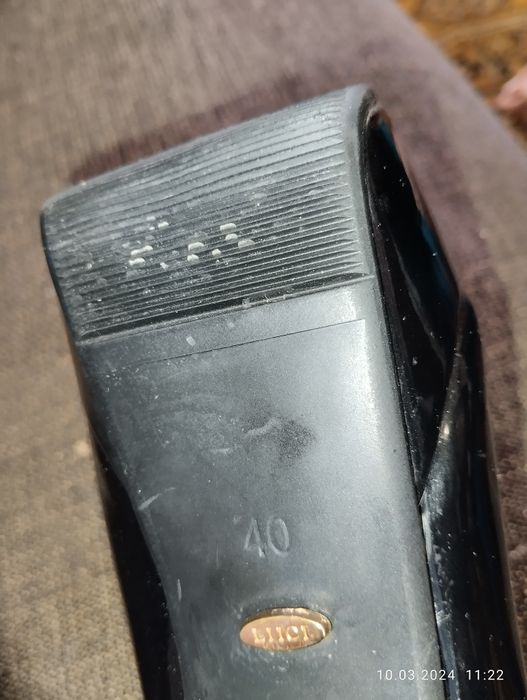 Взуття, босоніжки, туфлі