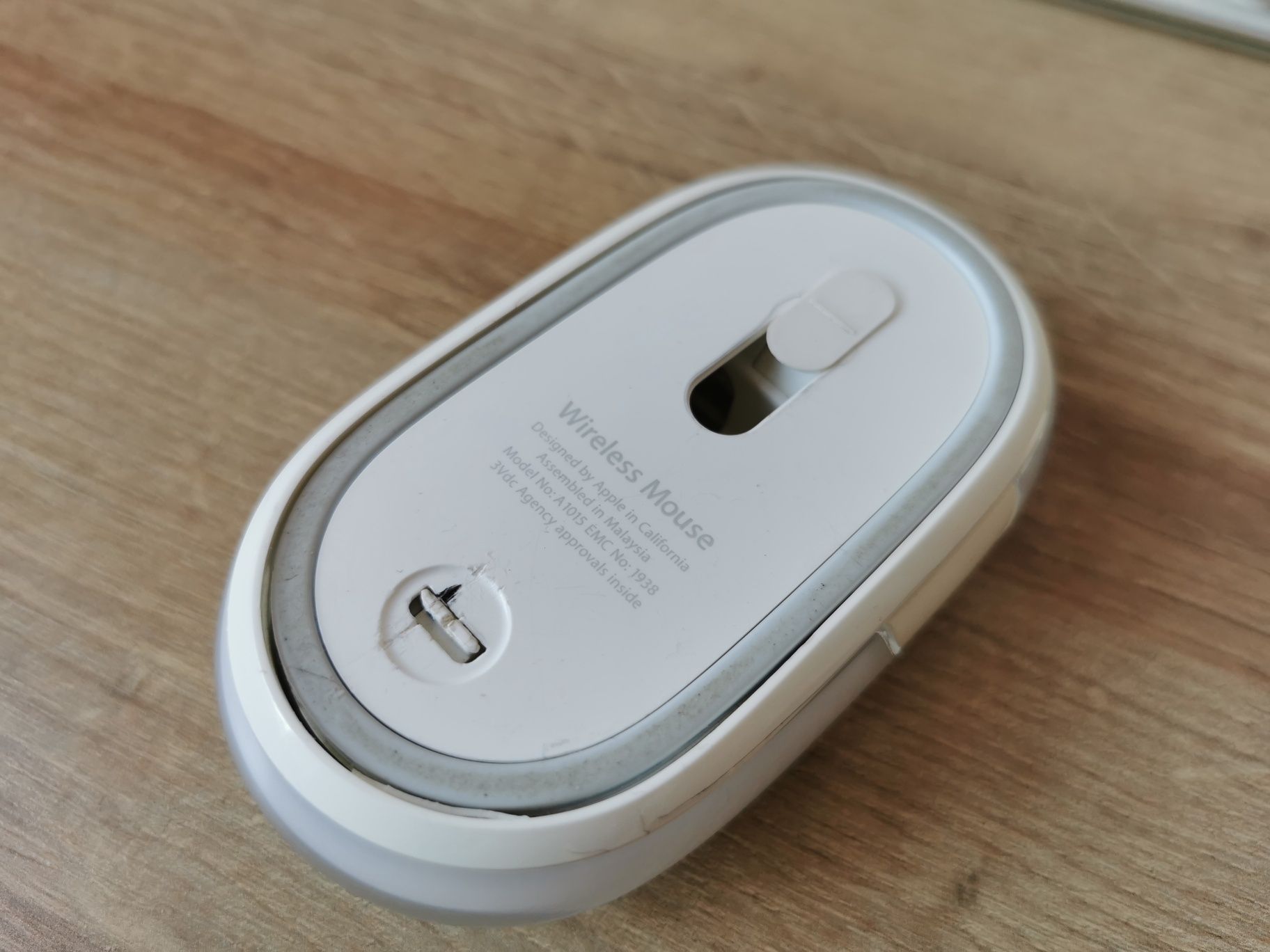 Myszka Apple Wireless Mouse A1015