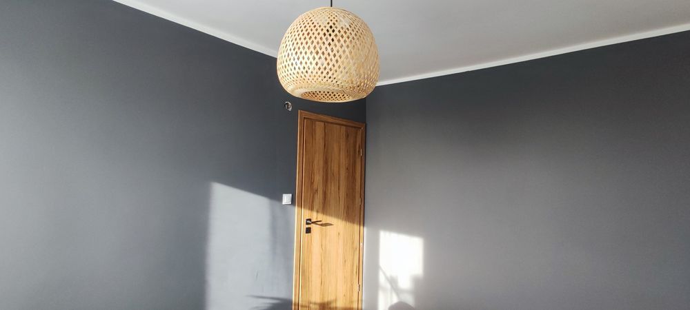 Montaż paneli, malowanie, drobne prace remontowe.