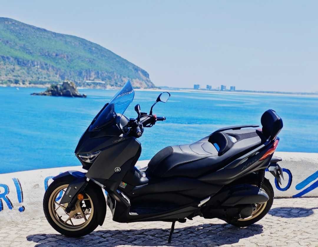 Yamaha X-Max 125