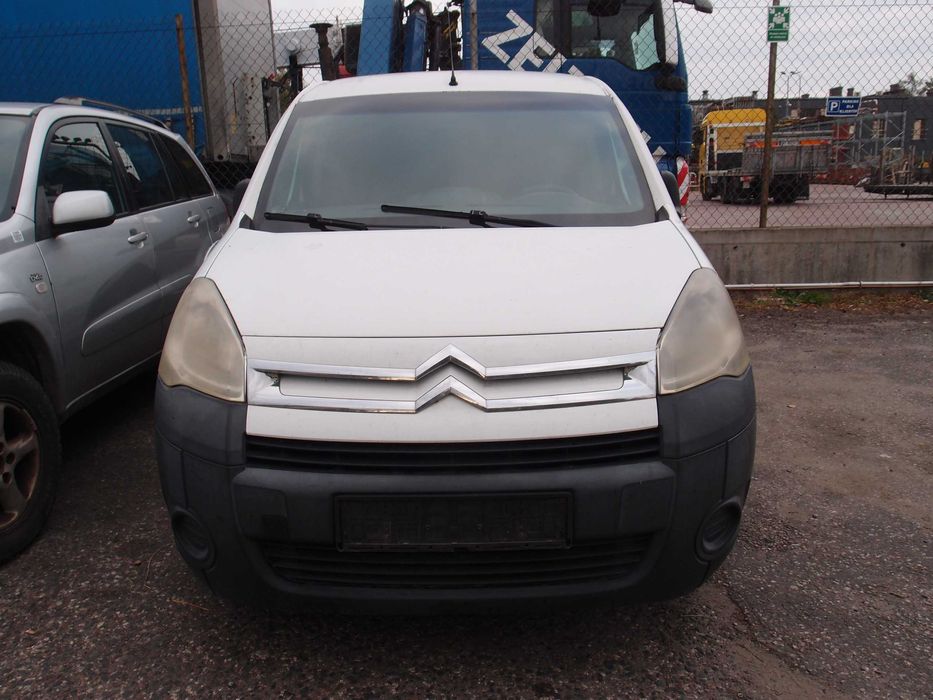 Citroen Berlingo II / 1.6 HDI 16v 90 KM / 2008r. / na części