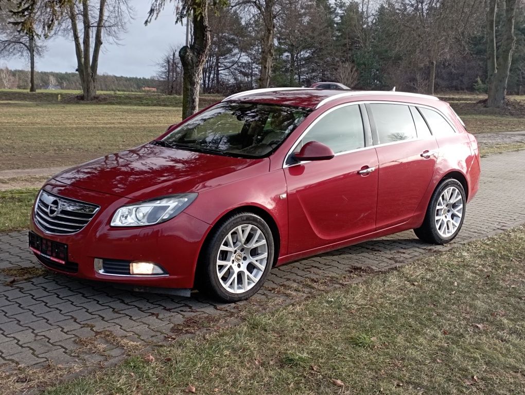 Insignia 2.0 CDTI 160ps Xenon infinity pdc Alufelgi