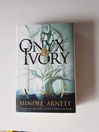 Onyx & Ivory - Mindee Arnett